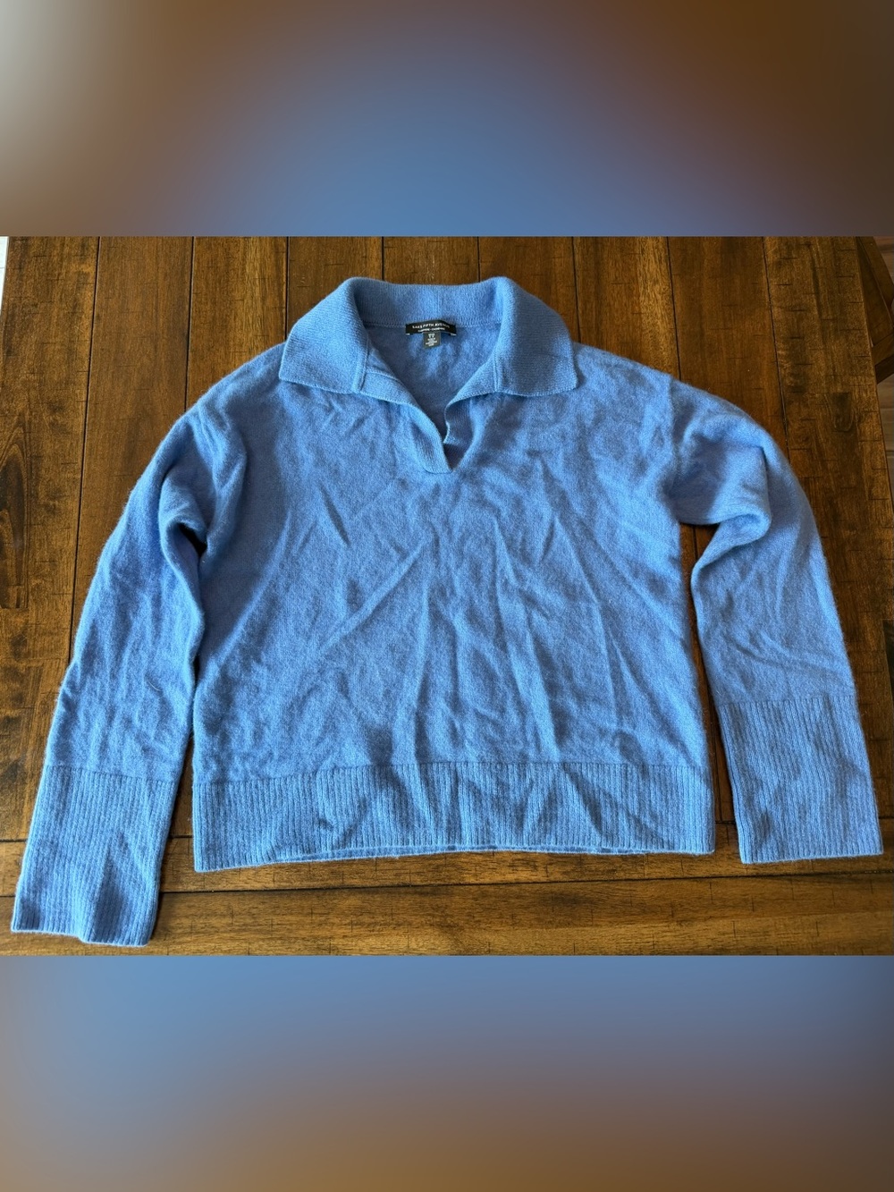 Saks Fifth Avenue cashmere v-neck sweater